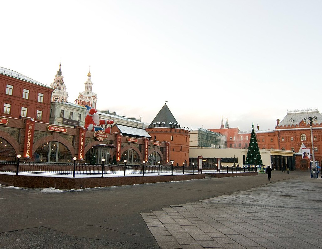 Площадь революции в москве фото