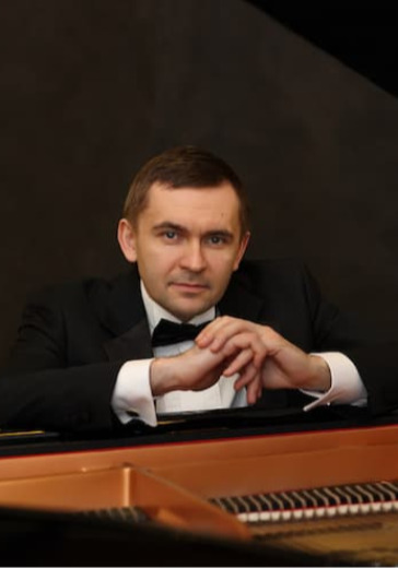 Дмитрий Каприн (фортепиано) logo