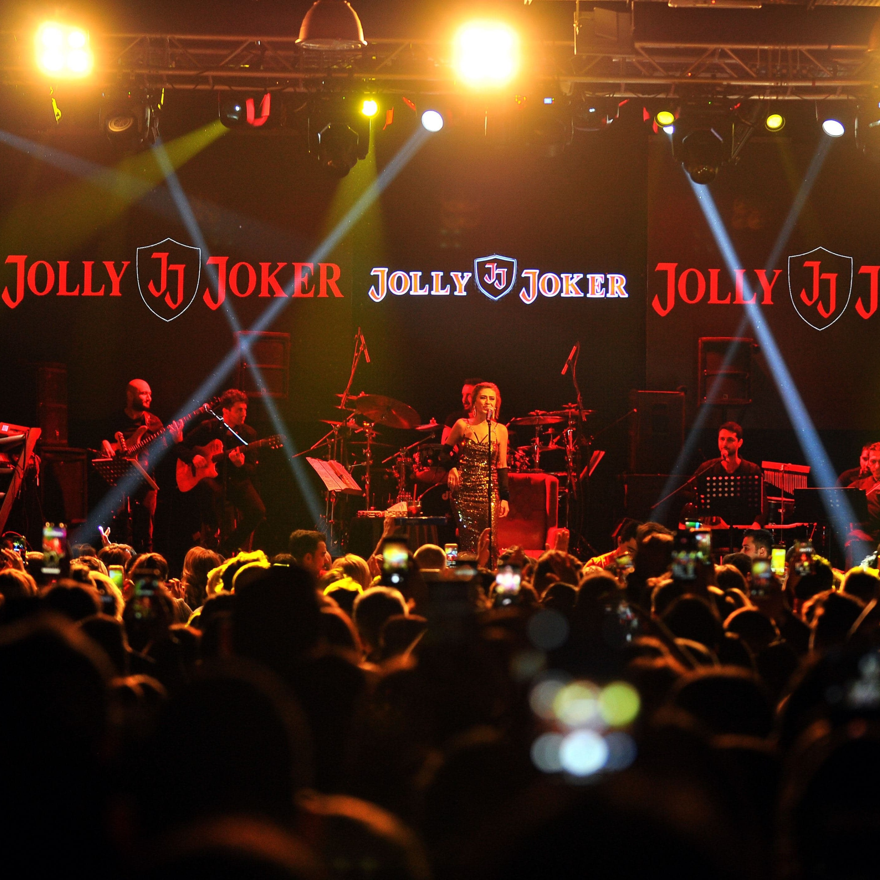 Концертный зал Jolly Joker Baku