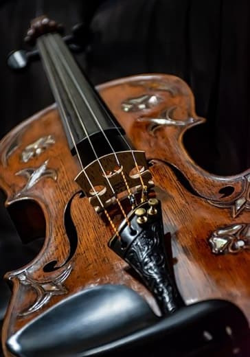 XIII Международный фестиваль камерного исполнительства «Серебряная лира». Концерт Гайка Казазяна (скрипка) и Инги Дзекцер (фортепиано) logo