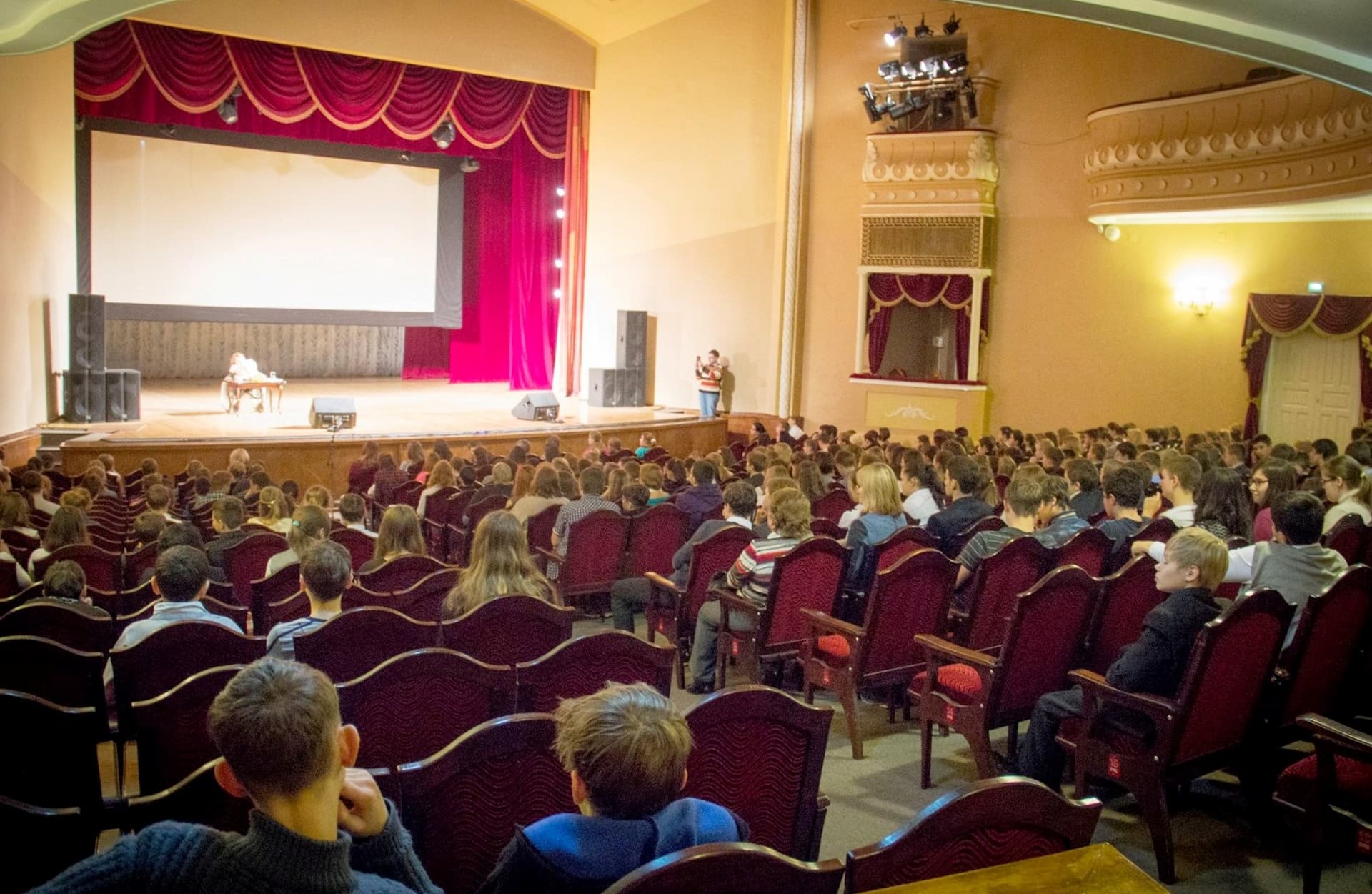 🏫 Афиша, расписание и билеты - ДК города Жуковский в Жуковском |  Portalbilet.ru