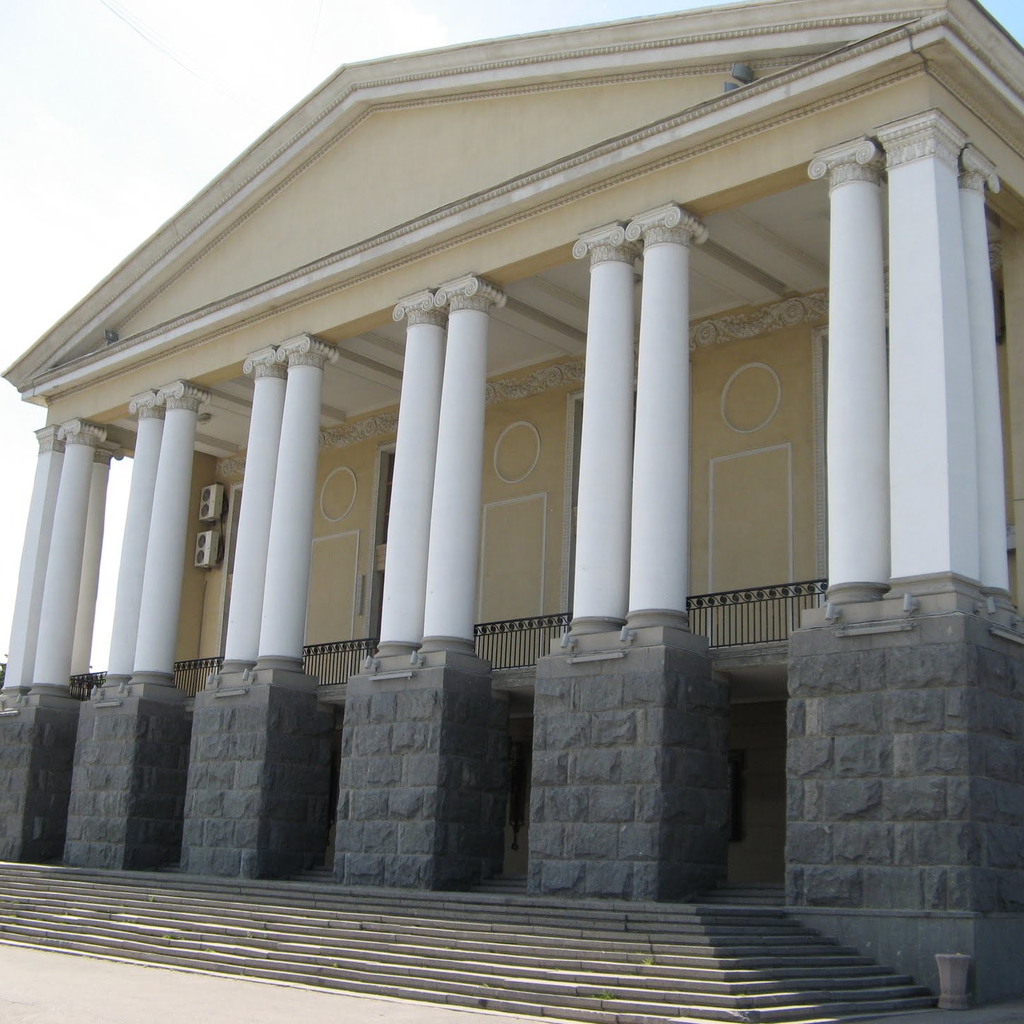 Волгоградский Муниципальный Музыкальный Театр