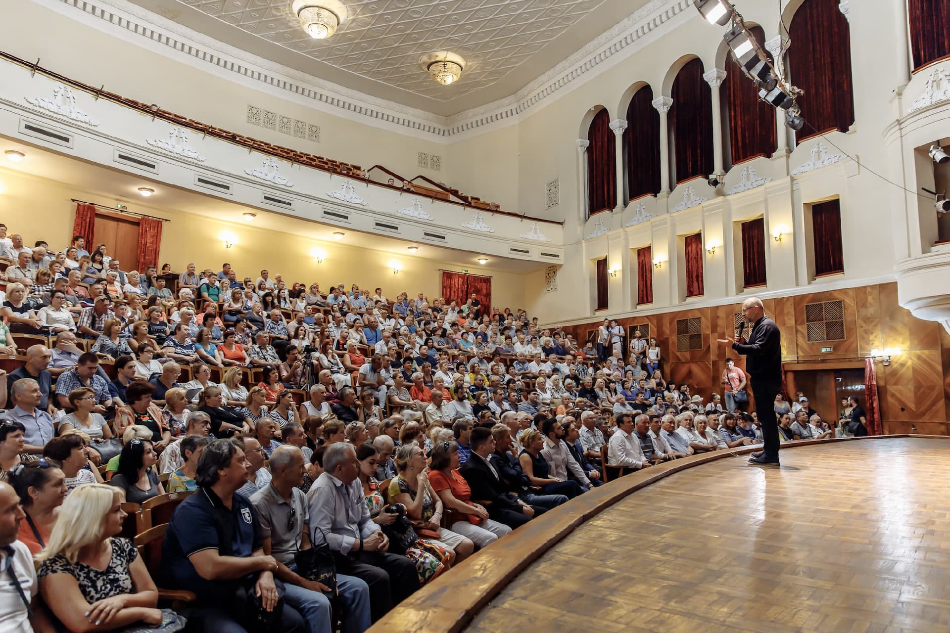 🏫 Афиша, расписание и билеты - ДК Машиностроителей (Днепр) в Днепр |  Portalbilet.ru