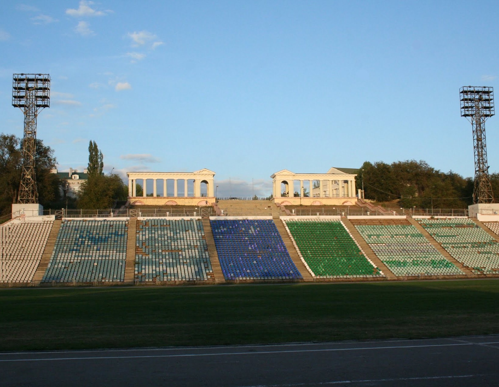 🏟 Афиша, расписание и билеты - Центральный стадион имени Ф. Г. Логинова в  Волжском | Portalbilet.ru