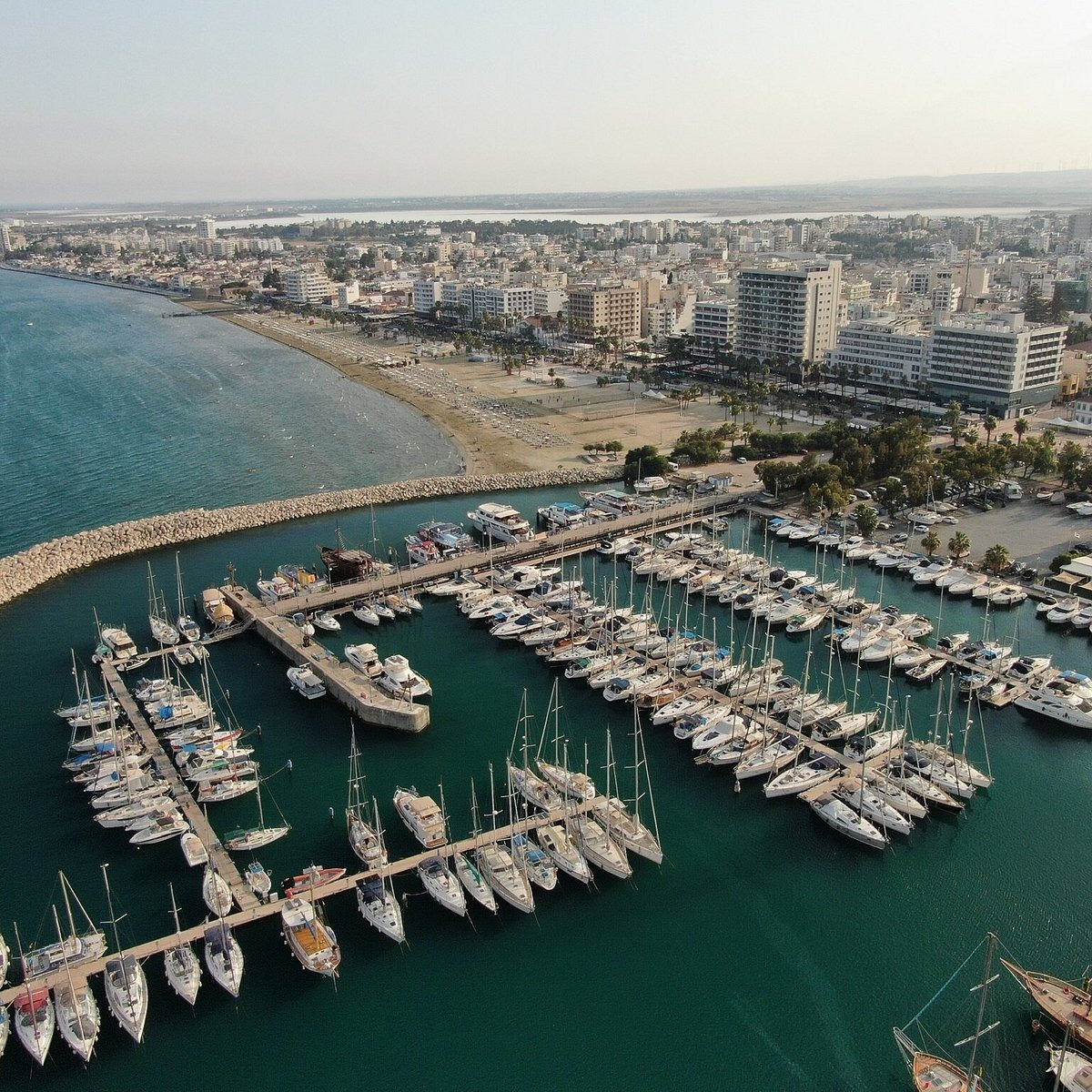 Larnaca Marina (Μαρίνα Λάρνακας)