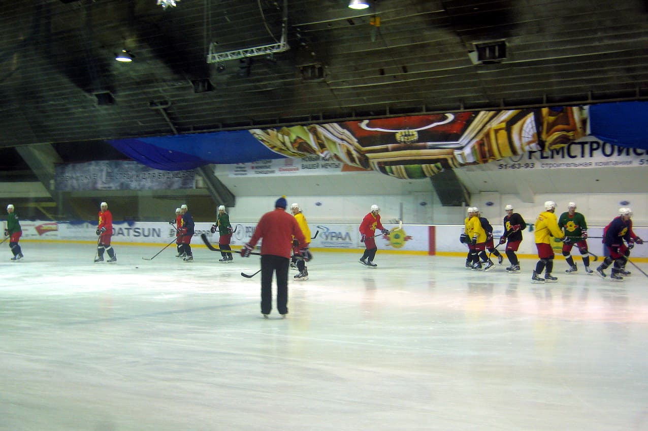 ⛸ Афиша, расписание и билеты - Дворец спорта Звездный в Липецке |  Portalbilet.ru