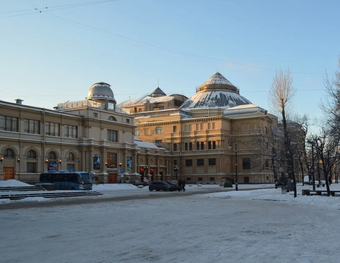 Афиша, расписание и билеты - Санкт-Петербургский Планетарий в  Санкт-Петербурге | Portalbilet.ru