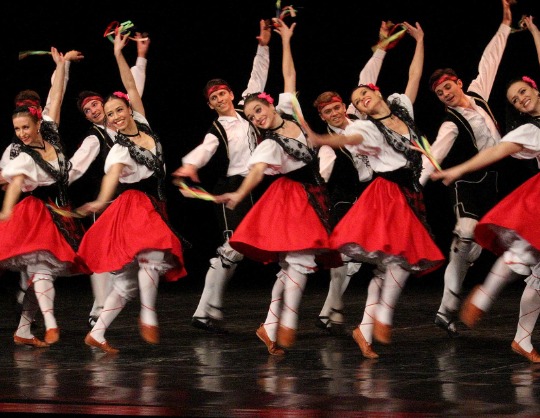 Государственный академический ансамбль народного танца имени Игоря Моисеева
