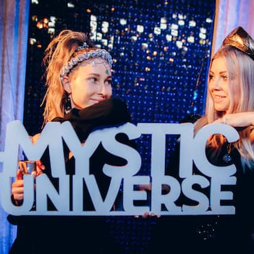 Выставочный центр "Mystic Universe"