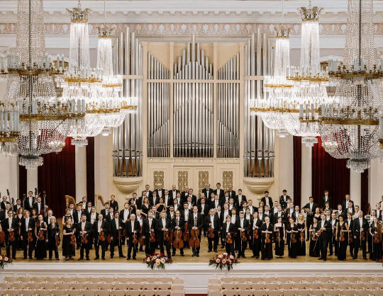 Академический симфонический оркестр филармонии Дирижер - Ион Марин. Солист - Федерико Колли