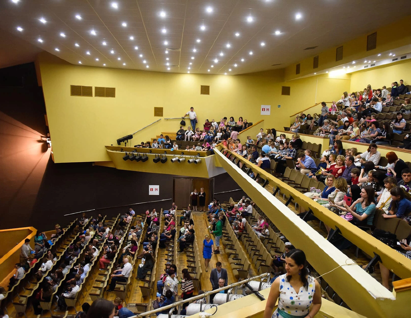 🏫 Афиша, расписание и билеты - Дворец искусств КМТО «Премьера» в  Краснодаре | Portalbilet.ru